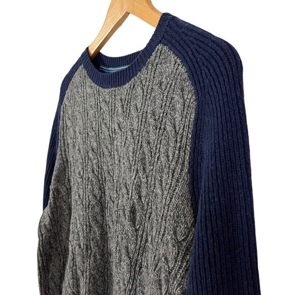 Banana Republic Italian Yarn Merino Wool Blend Cable Knit Mens Sweater sz L - Picture 10 of 16